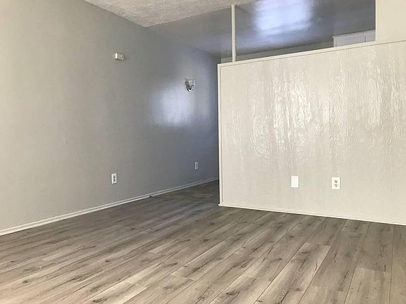 4th image of 923 Nolden St APT 3