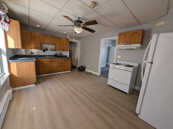696 Broadway #1G