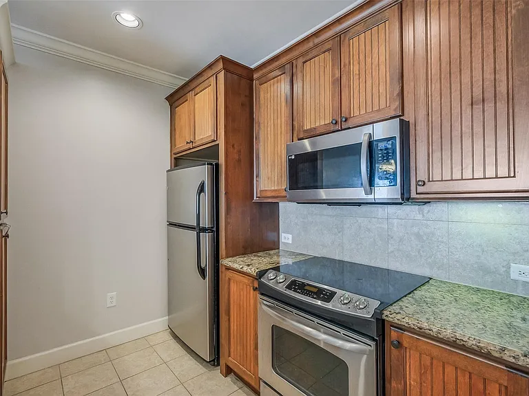2203 Dorrington St #309 — Photo 16