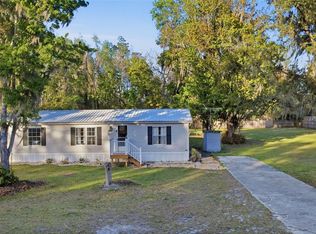 106 Browns Rd, San Mateo, FL 32187