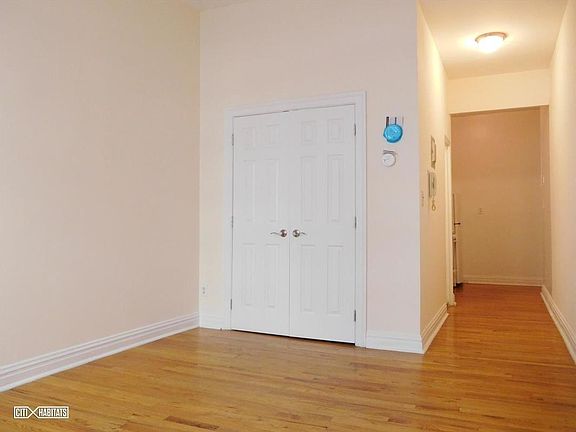 3rd image of 204 W 106th St APT 7