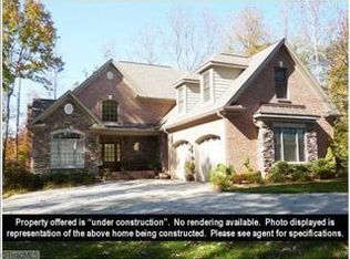 2415 Country Club Rd, Winston Salem, NC 27104