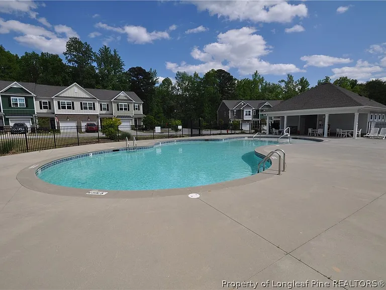 643 Briarcliff St — Photo 40
