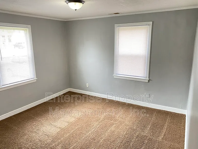 3654 Mason Ave — Photo 6