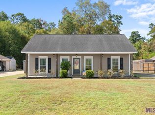 7346 Cherrydale Dr, Denham Springs, LA 70706