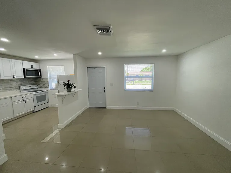 2321 NW 23rd Ln #2 — Photo 3