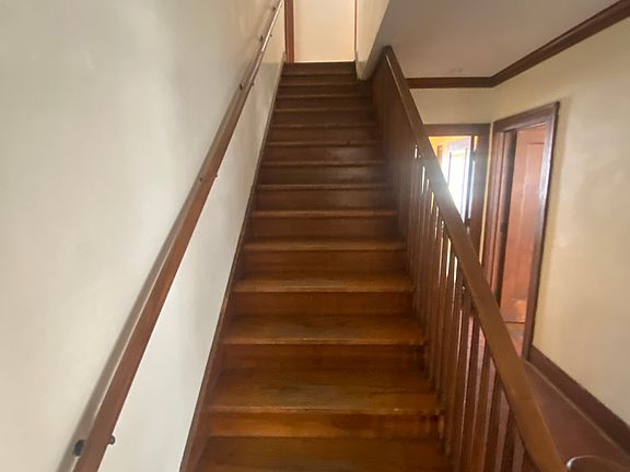 3rd image of 1424 F St