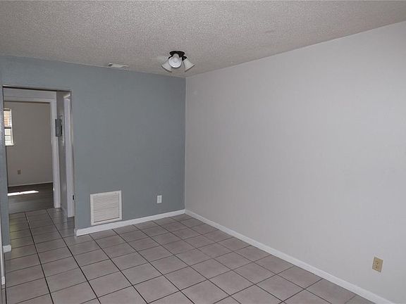 3rd image of 5250 15th St N APT 8