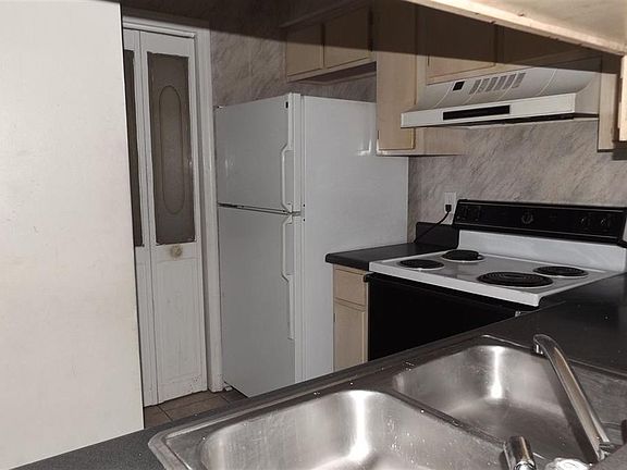 4th image of 2452 Nugget Ln