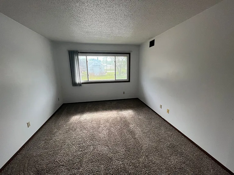 WP 222 Lincoln — Photo 13