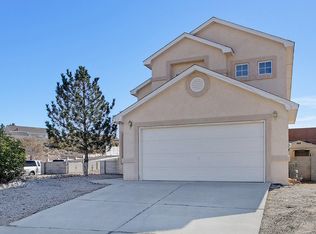 2 Hermanos Loop NE, Los Lunas, NM 87031