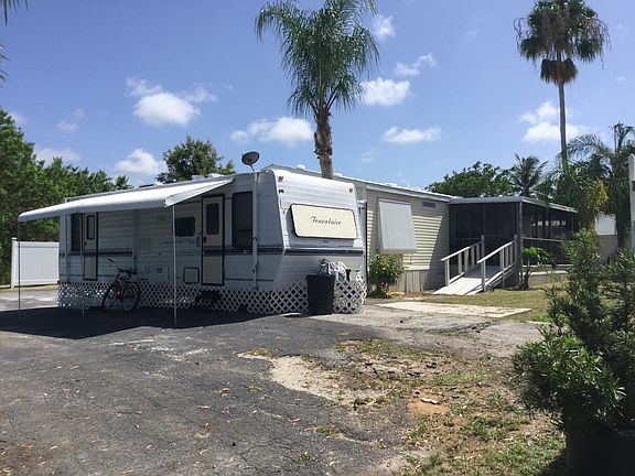 5th image of 8015 SE Fairchild St