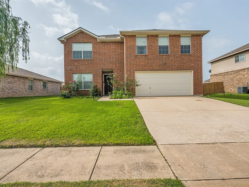 1st image of 721 Redwing Dr