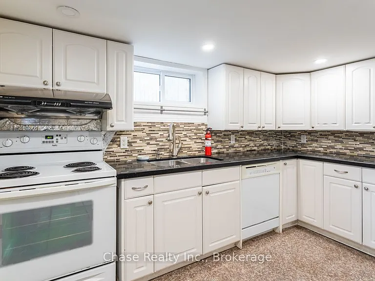402 Guelph Line — Photo 13