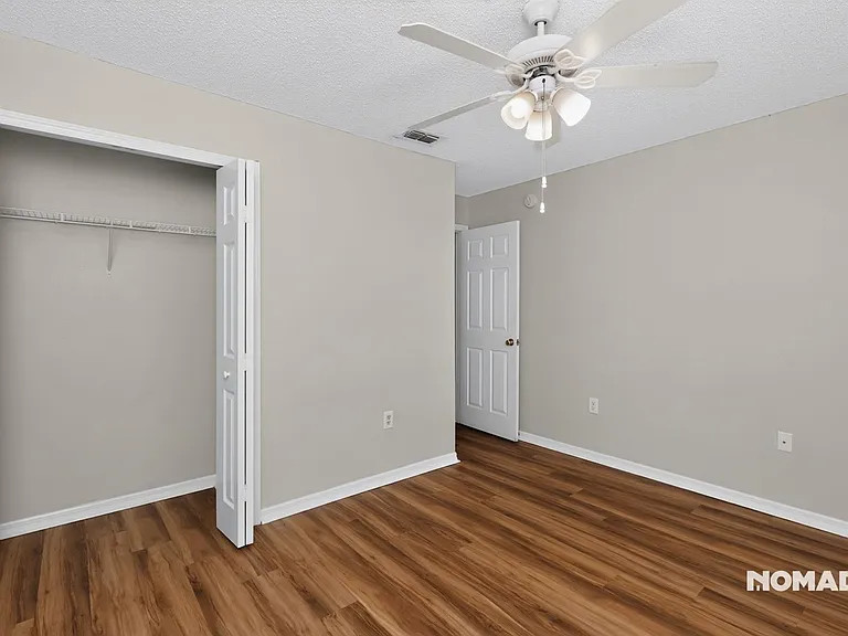 14169 Spring Hill Dr — Photo 22