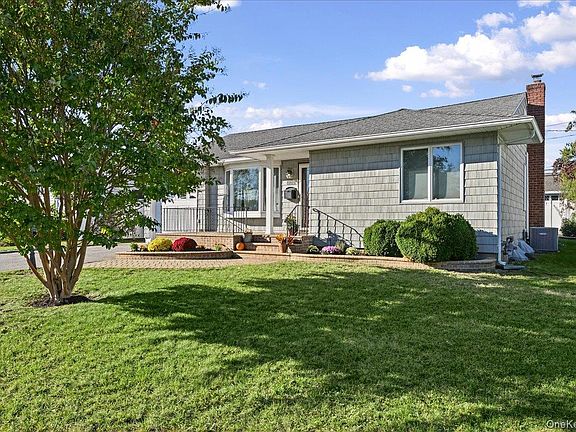 2nd image of 3209 Mark Alan Drive
