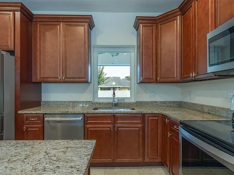 35 Edge Ln — Photo 14