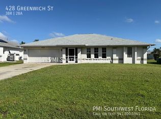 428 Greenwich Ave, Pt Charlotte, FL 33952