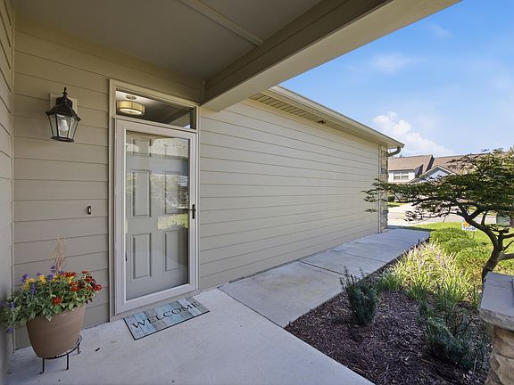 3rd image of 2346 Rivendell Ln