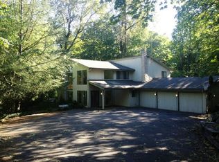 4601 NW Barnes Rd, Portland, OR 97210