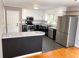 84 Sunset Ave #B, Hampden, ME 04444
