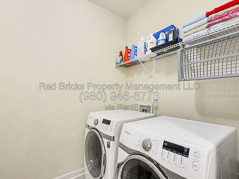 747 Coralbell Way — Photo 36