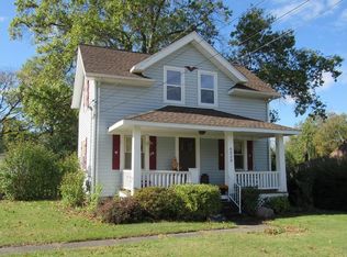 6220 Barton Rd, North Olmsted, OH 44070