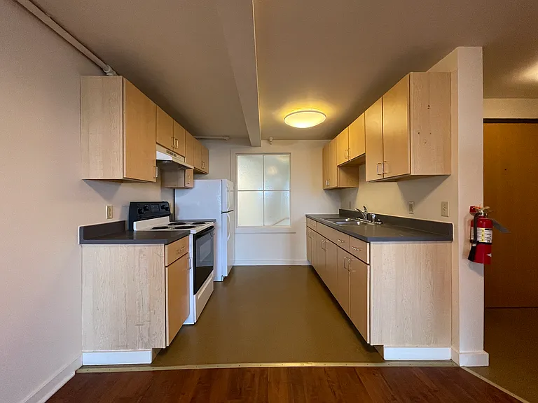 26 N Main St #405 — Photo 5