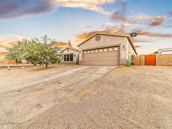 3rd image of 7033 W Pebble Valley Dr