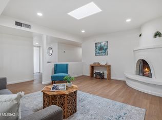2124 S Torrey Pines Cir, Tucson, AZ 85710