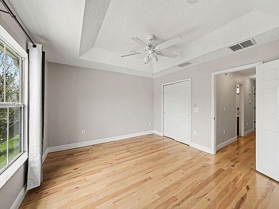 4th image of 8106 Silent Creek Dr