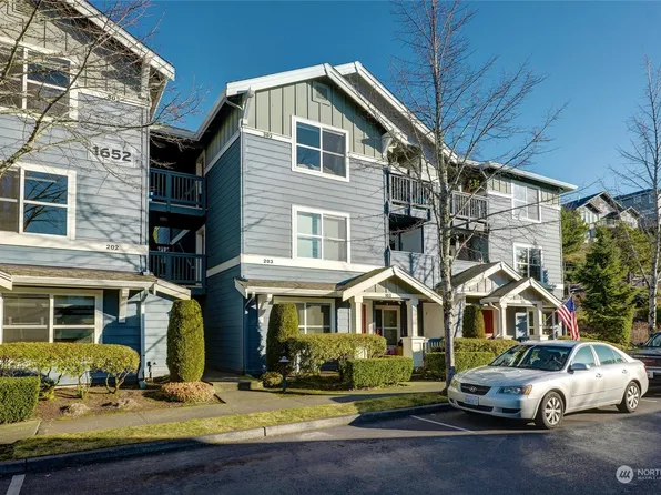1652 25th Place NE #303, Issaquah, WA 98029
