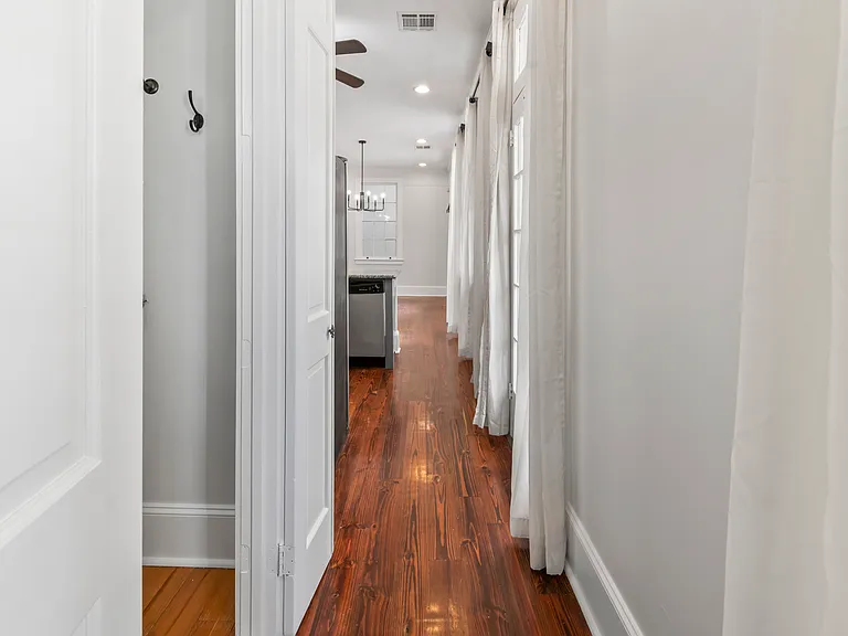 2217 Laurel St #4 — Photo 25