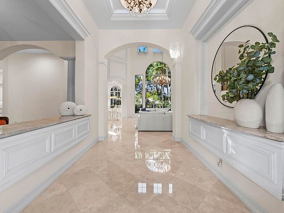 4th image of 17665 Middlebrook Way