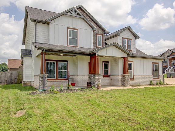 2nd image of 313 Piedmont Pl