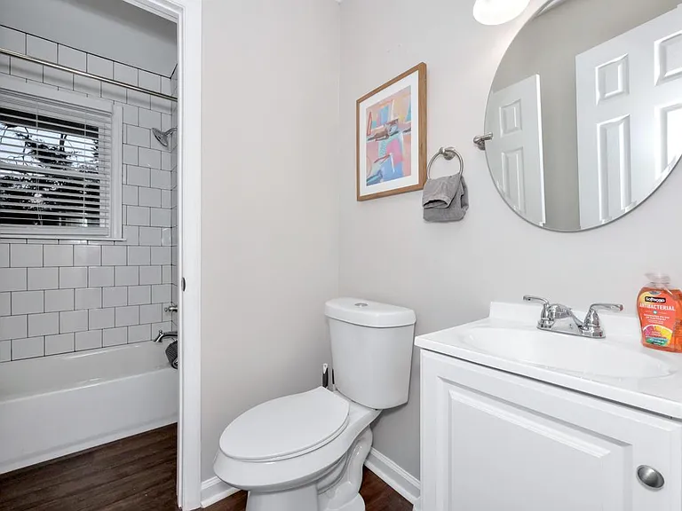 4206 Holmes Ave NW — Photo 5