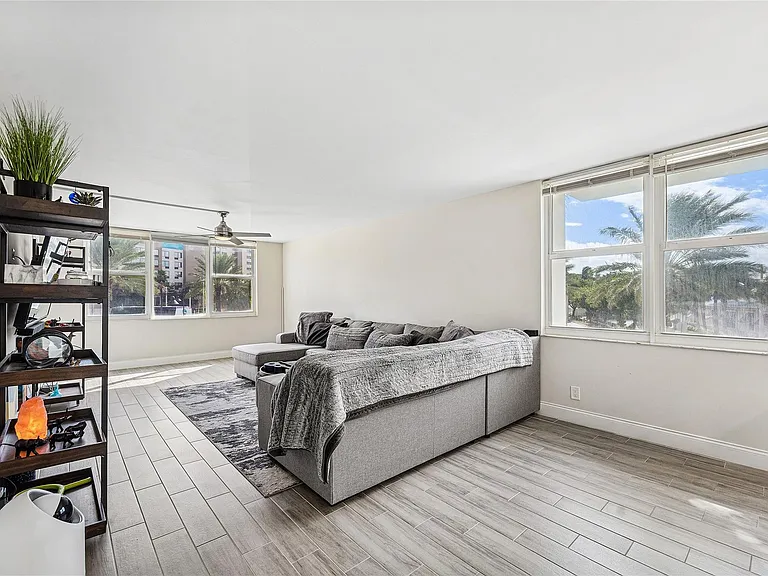 201 N Ocean Blvd #208 — Photo 12