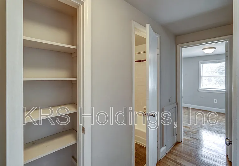 5423 Remuda Dr #4 — Photo 6