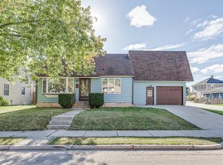 125 York St, Sheboygan Falls, WI 53085