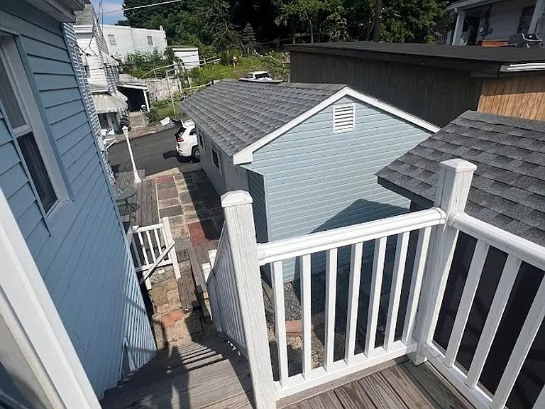 103 S William St — Photo 19