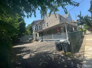 298 Townsend St, New Brunswick, NJ 08901