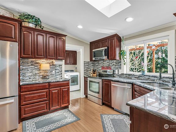 3rd image of 29832 48th Avenue S
