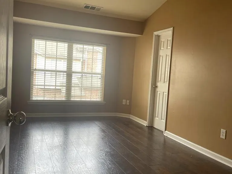 328 Paden Cove Trl #328 — Photo 8