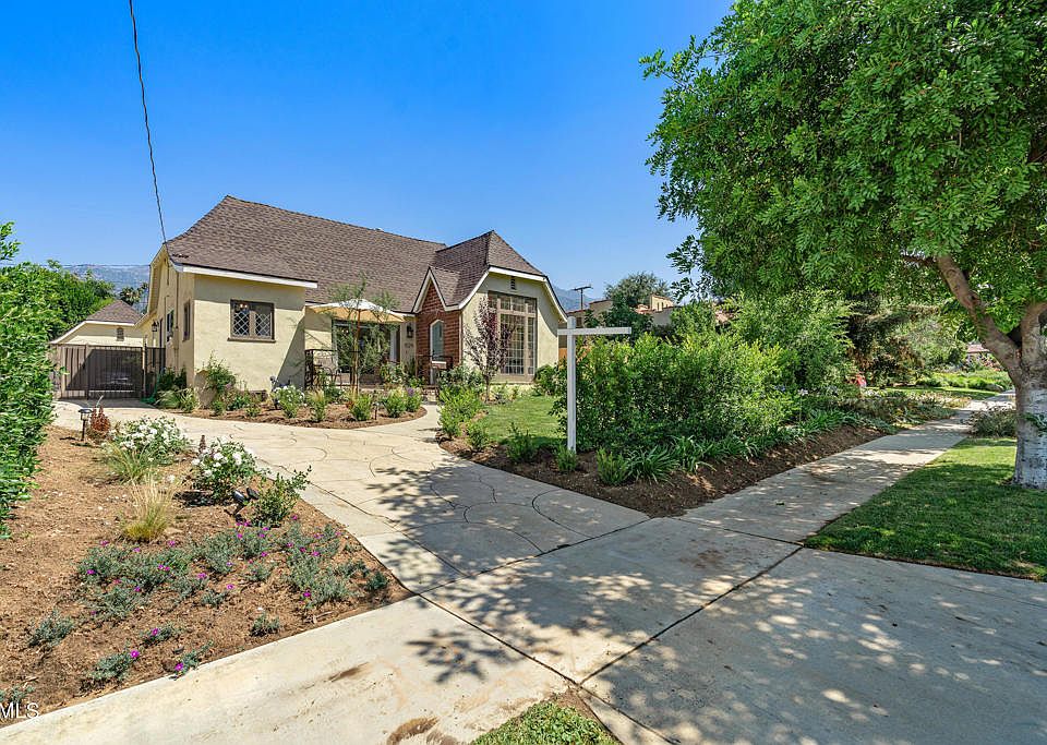1st image of 1029 E Mendocino St