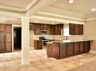 2853 Brookshire Dr, Grapevine, TX 76051