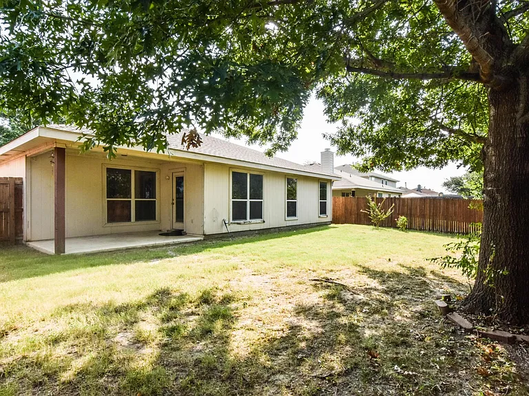 2404 Glenhaven Dr — Photo 24