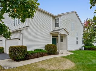 752 Panorama Ct, Aurora, IL 60502