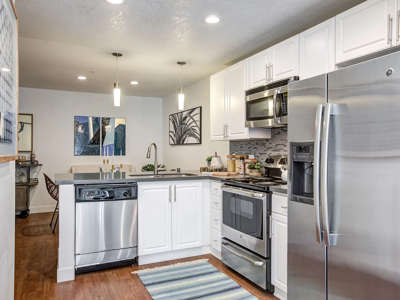Stoneridge Apartments — Photo 4