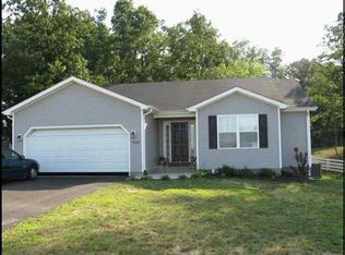 1549 Calgary Way, Bowling Green, KY 42101