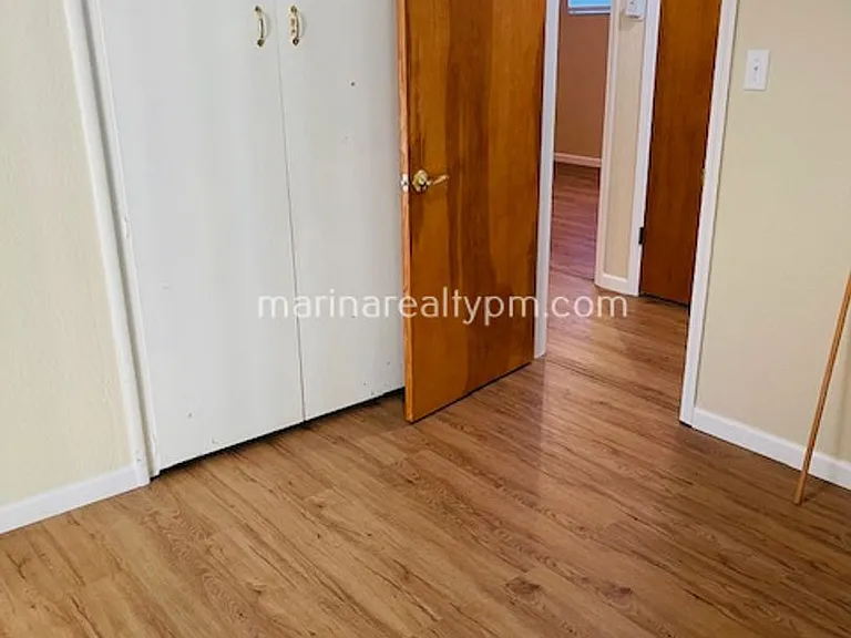 115 Graves Ct — Photo 16